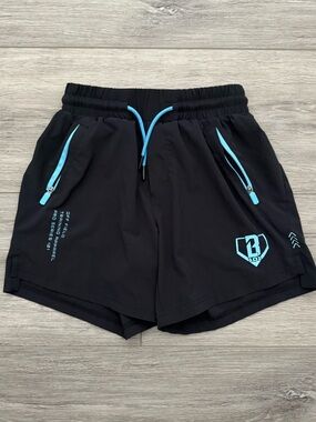 Baseball Lifestyle 101 shorts - excellent condition